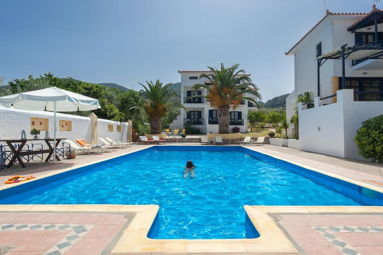 Agelos Studios Skopelos Buitenkant foto