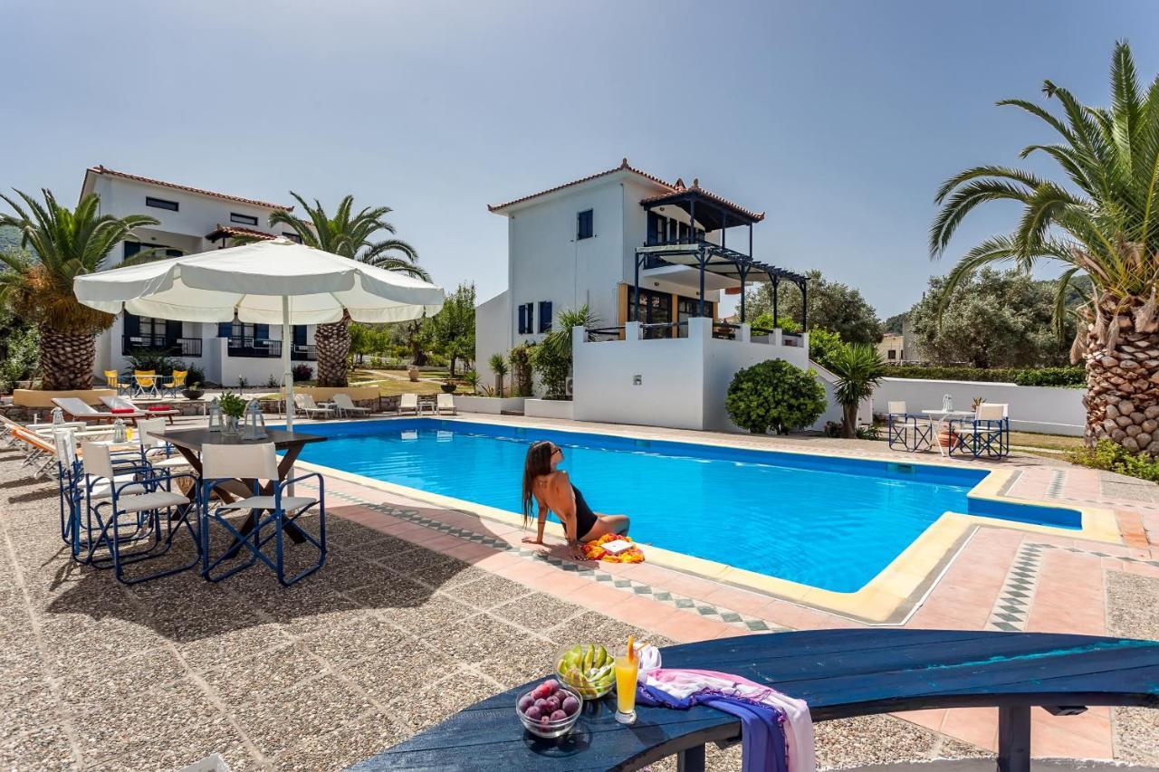 Agelos Studios Skopelos Buitenkant foto